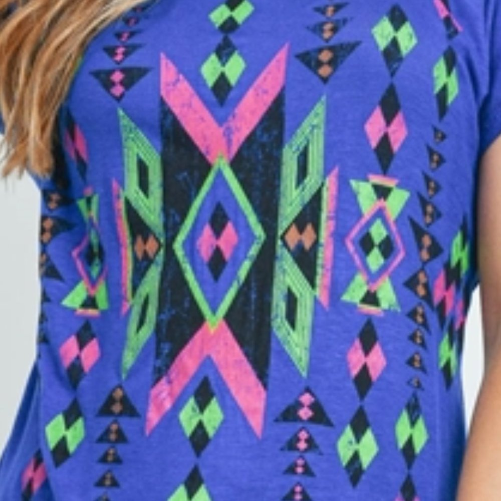 NWT *BOUTIQUE* AZTEC PRINT TOP w/CROSS OVER BACK - Picture 4 of 4